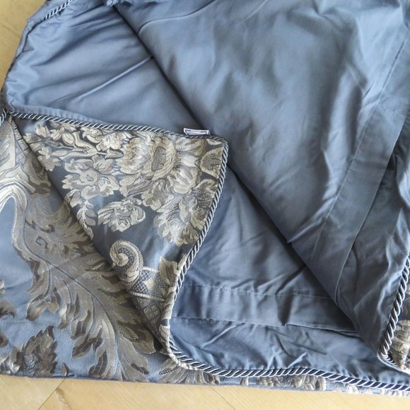 Double Full Duvet Set 2 Shams Silver Blue Pipping Reversable Duvet Cover 82"x80" - Picture 5 of 11